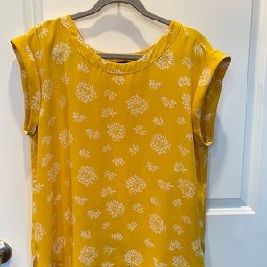 Ann Taylor Top Size Large